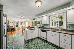 4 Mulberry St, Groveland, MA 01834, USA Photo 47