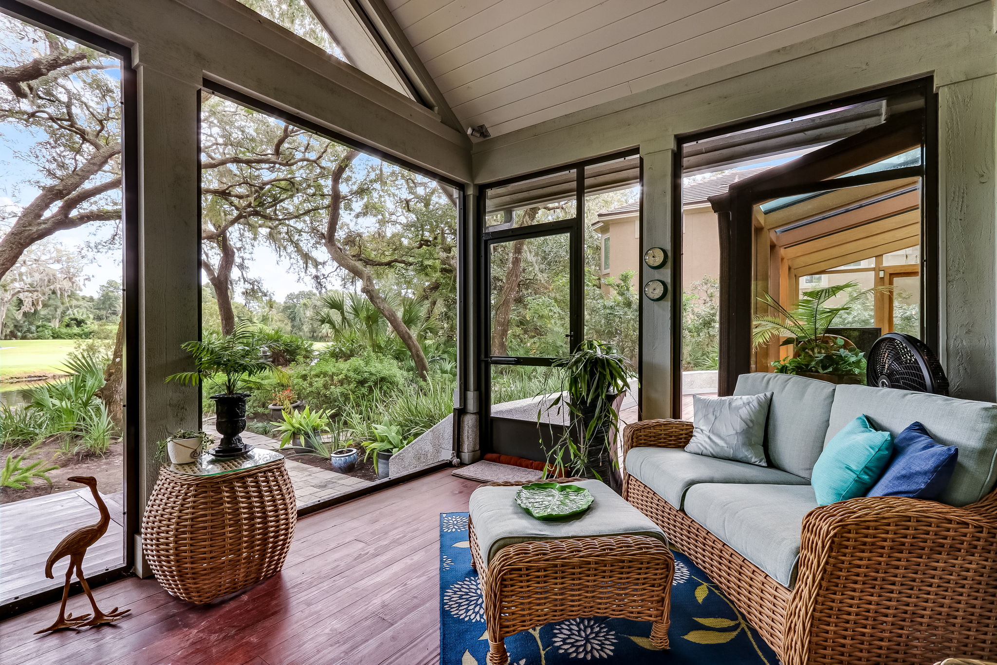 Screened-in Porch