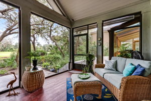 Screened-in Porch