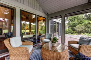 Screened-in Porch