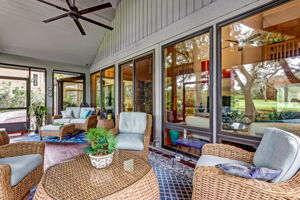 Screened-in Porch
