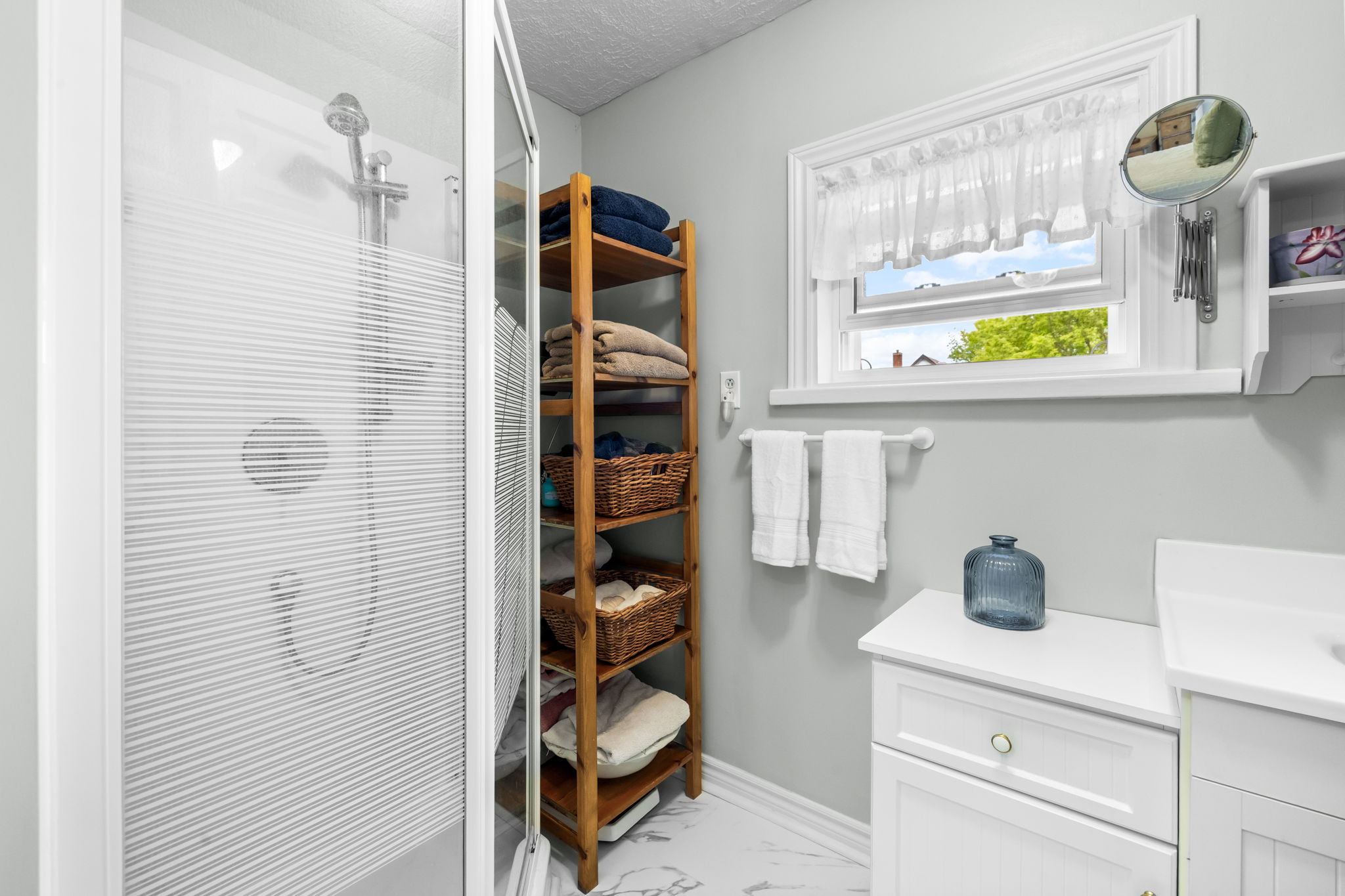  Photo 50