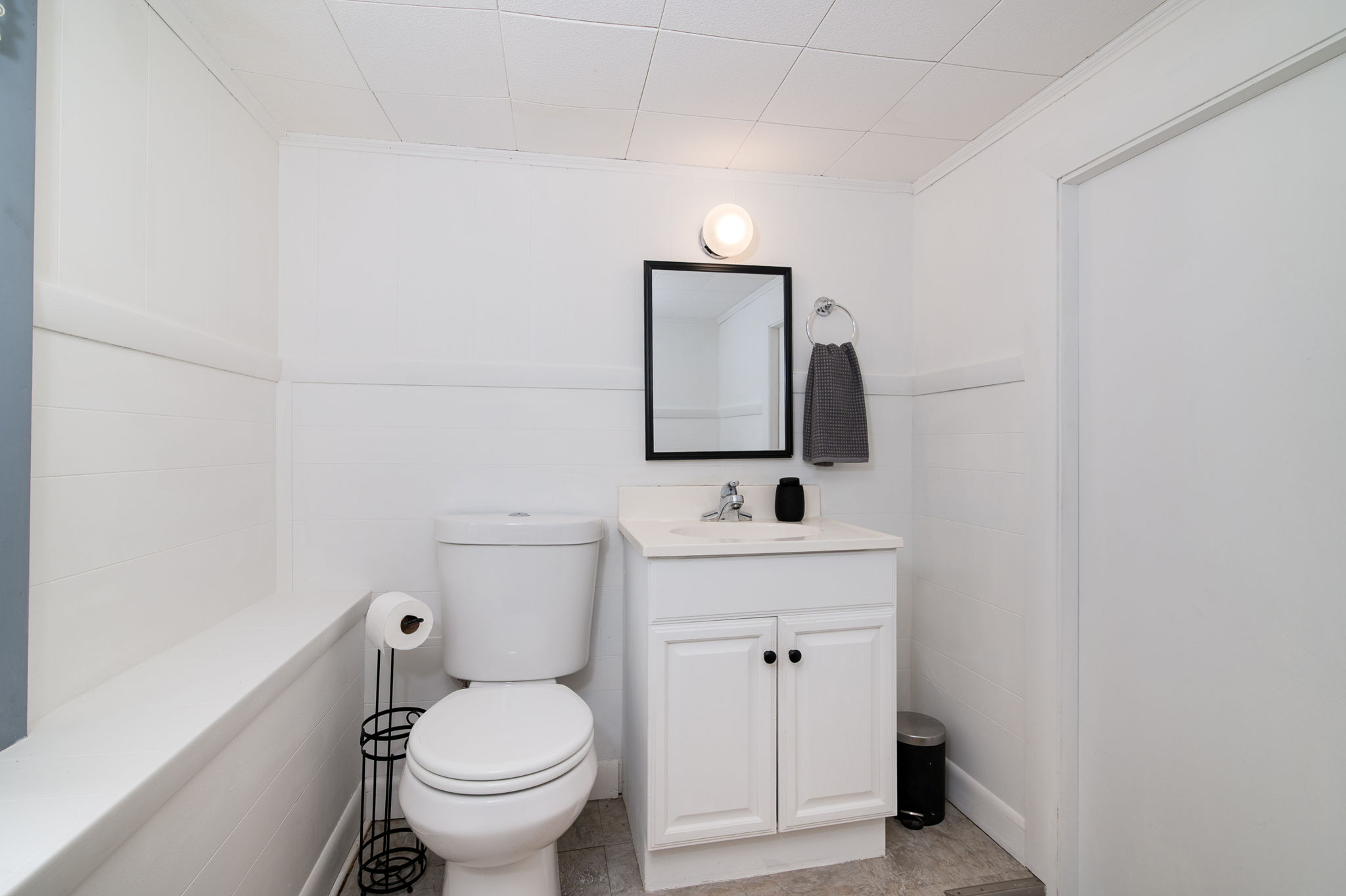  Photo 34