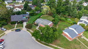 Pickett Garth 1