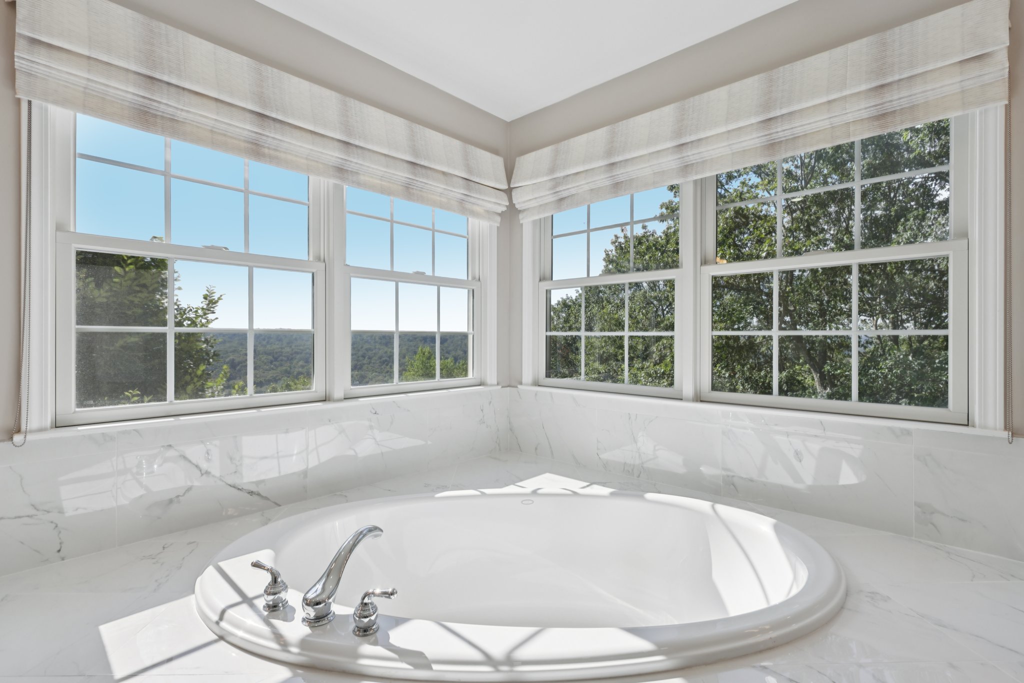 Point View-S3008-043.jpg