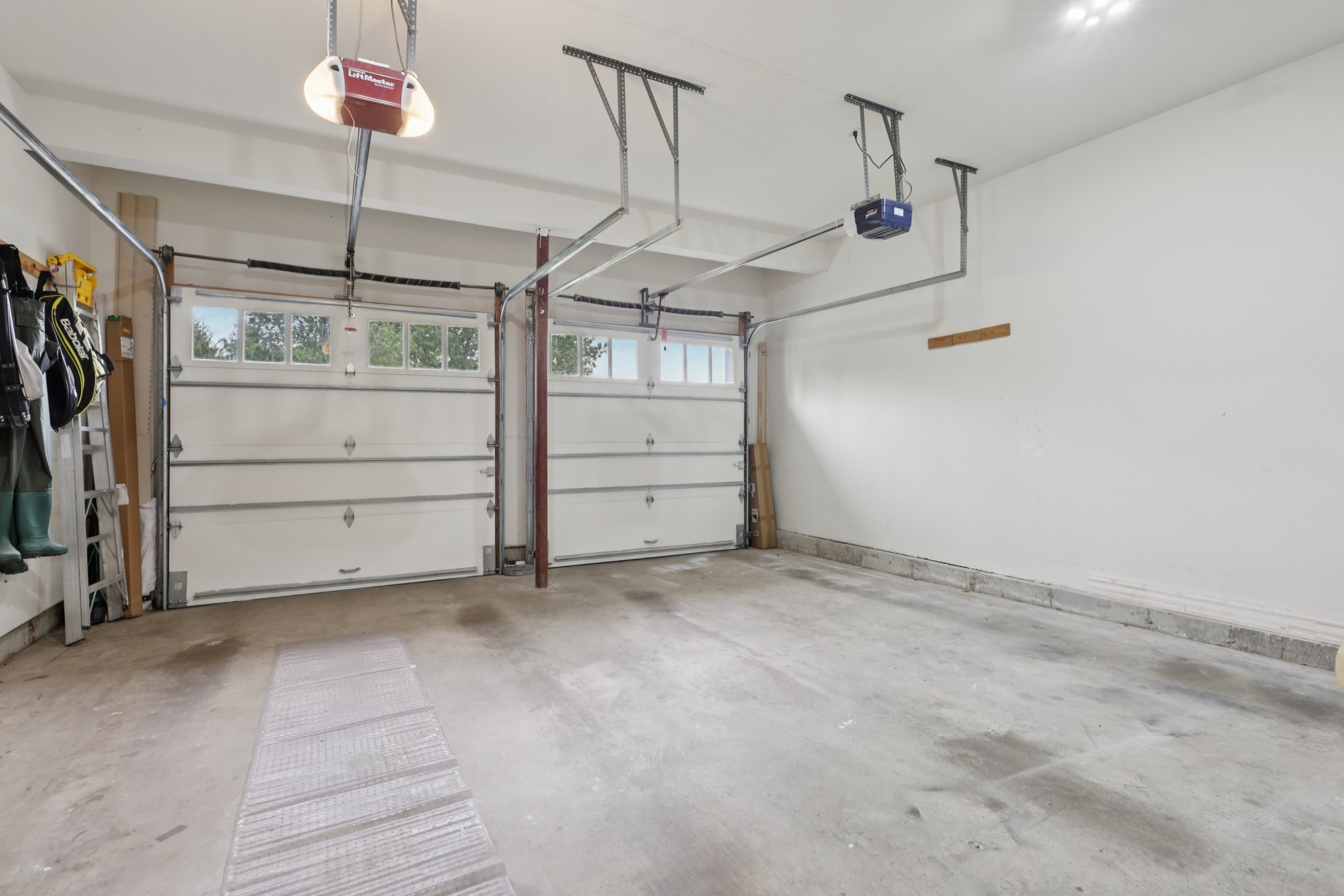 Point View-S3008-066.jpg