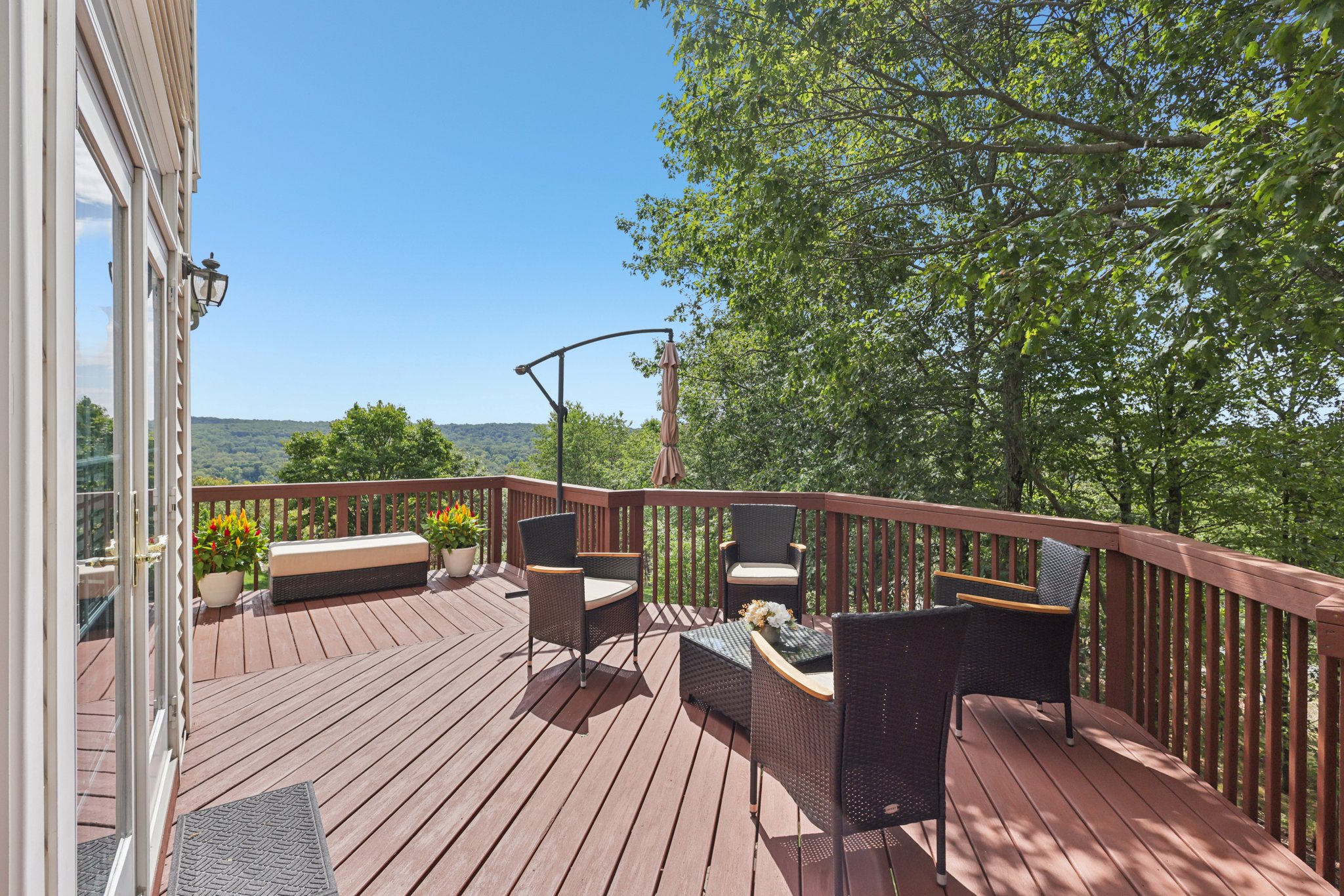 Point View-S3008-072.jpg