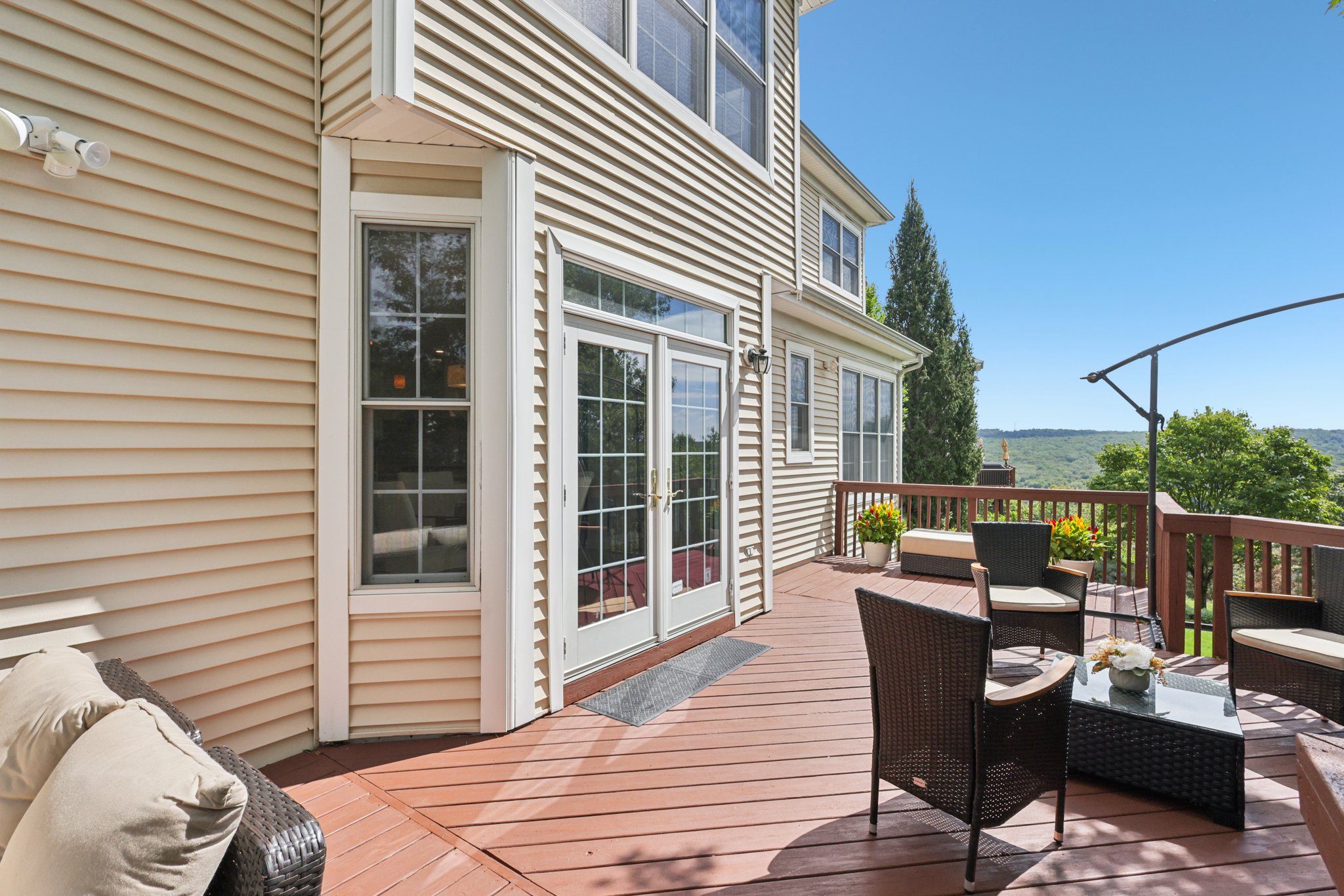 Point View-S3008-073.jpg