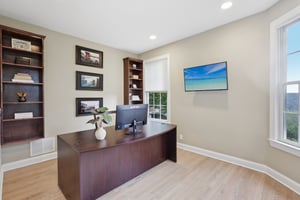 Point View-S3008-022.jpg