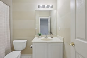 Point View-S3008-027.jpg