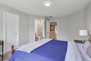 Point View-S3008-032.jpg