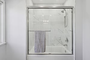 Point View-S3008-051.jpg