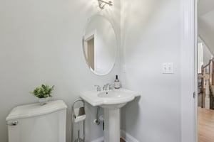 Point View-S3008-057.jpg