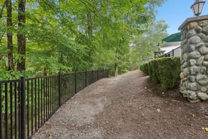 Point View-S3008-079.jpg