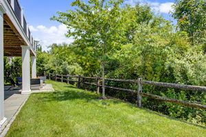  Photo 89
