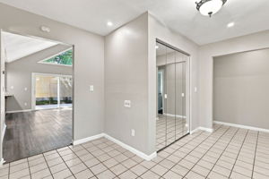  Photo 0