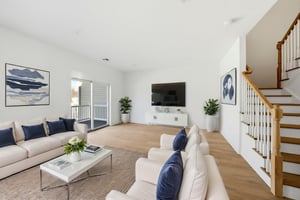 DSC02507 virtually staged.jpeg