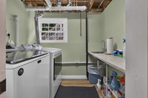  Photo 48