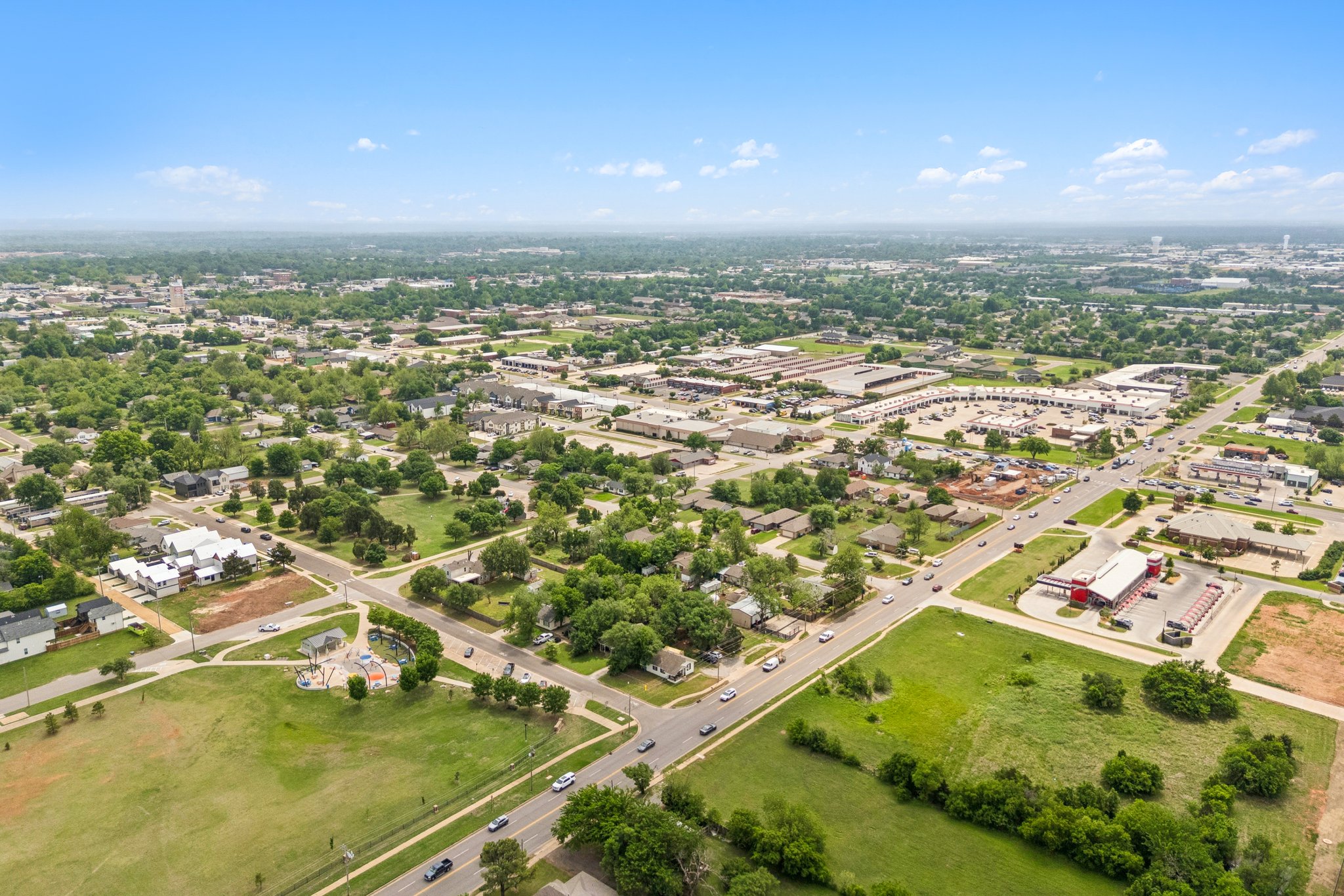 W Main St _ S Kelly Ave_056.jpg