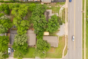 W Main St _ S Kelly Ave_015.jpg
