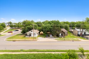 W Main St _ S Kelly Ave_040.jpg