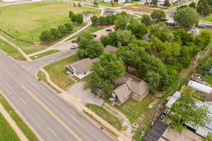 W Main St _ S Kelly Ave_044.jpg