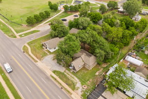 W Main St _ S Kelly Ave_045.jpg