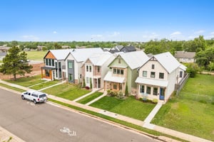 W Main St _ S Kelly Ave_066.jpg