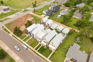 W Main St _ S Kelly Ave_069.jpg