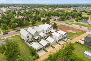 W Main St _ S Kelly Ave_077.jpg