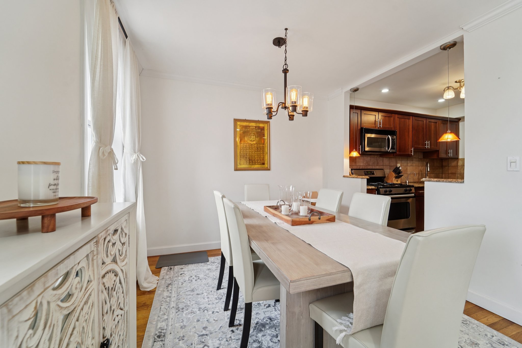 Sadore Ln 7F-S0204-010.jpg