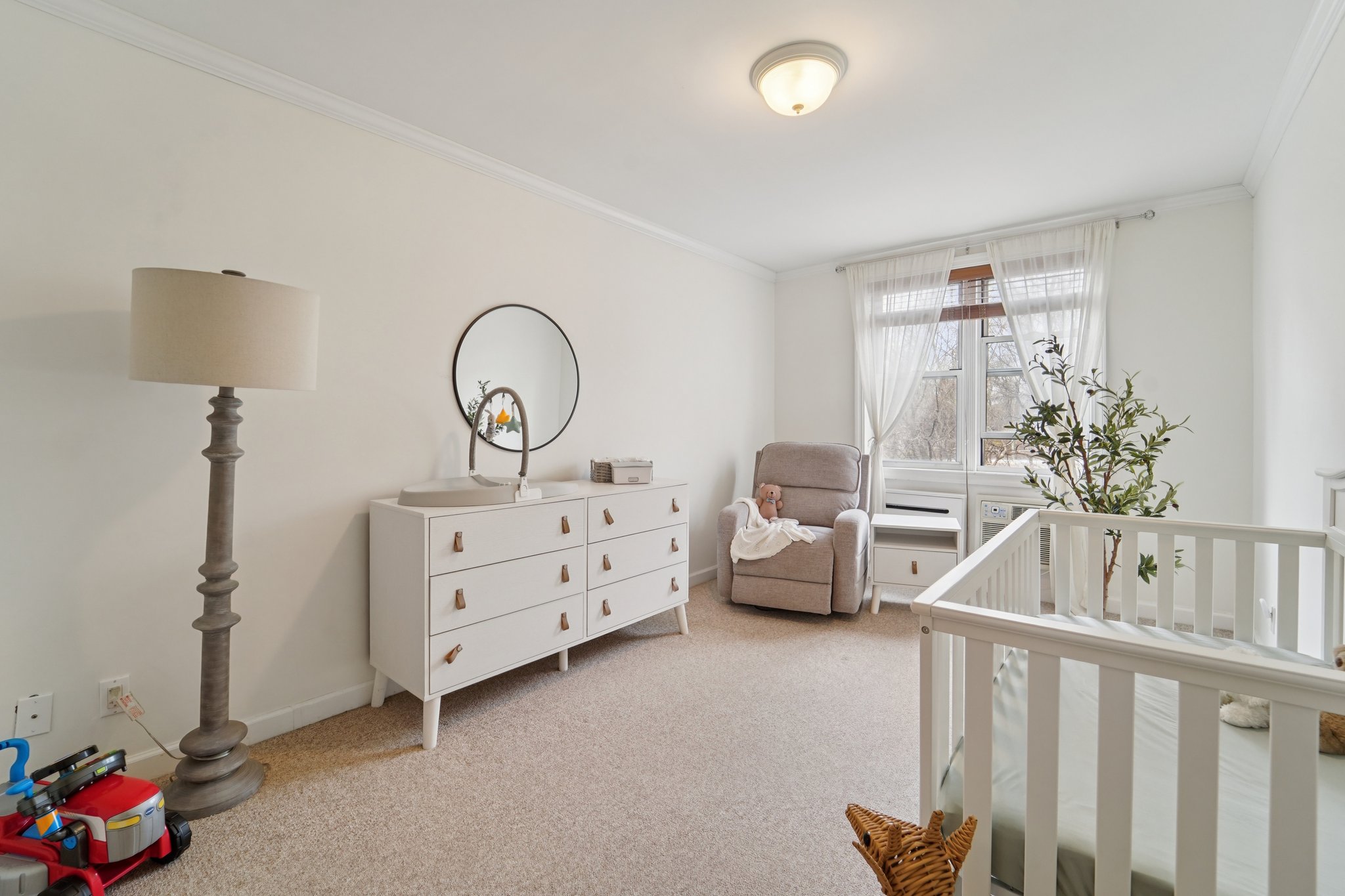 Sadore Ln 7F-S0204-021.jpg