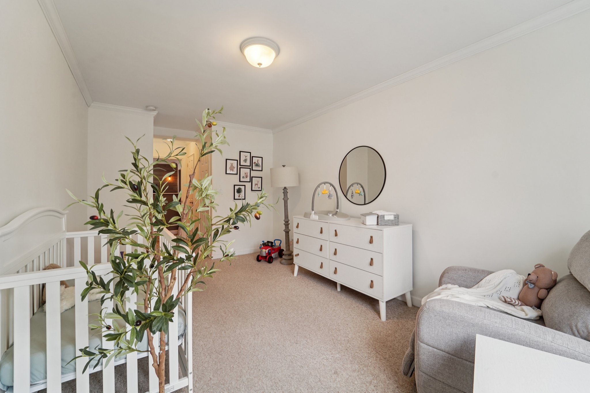 Sadore Ln 7F-S0204-023.jpg