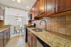 Sadore Ln 7F-S0204-015.jpg