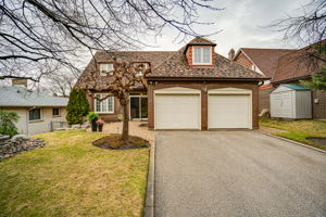 4 Sixpenny Ct