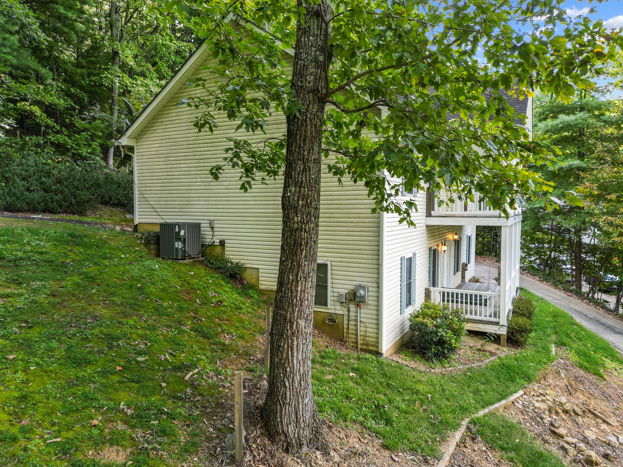 4 Spicewood Ct, Flat Rock, NC 28731, USA Photo 59