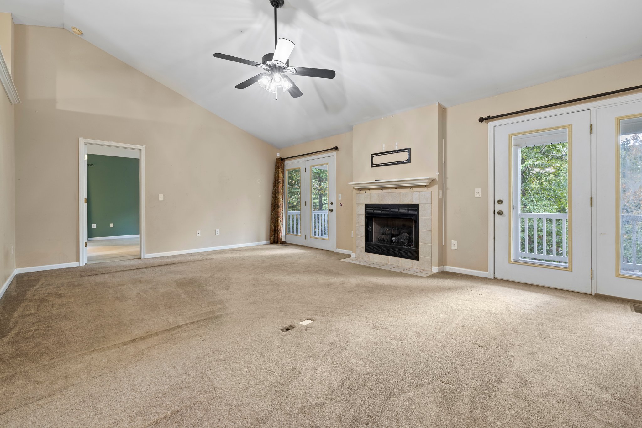 4 Spicewood Ct, Flat Rock, NC 28731, USA Photo 13