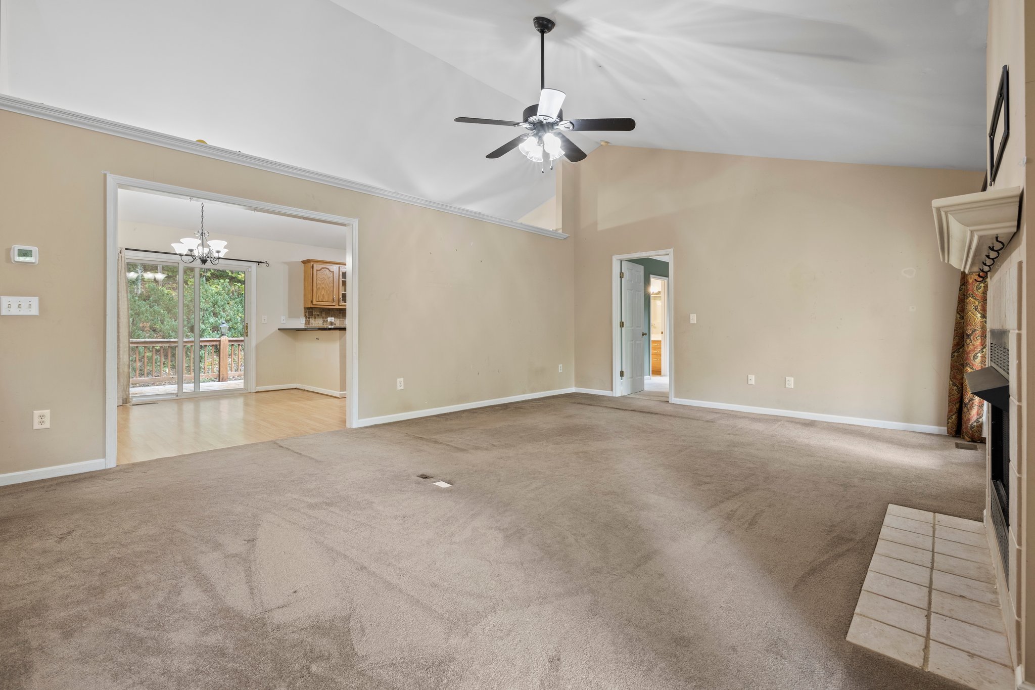 4 Spicewood Ct, Flat Rock, NC 28731, USA Photo 9