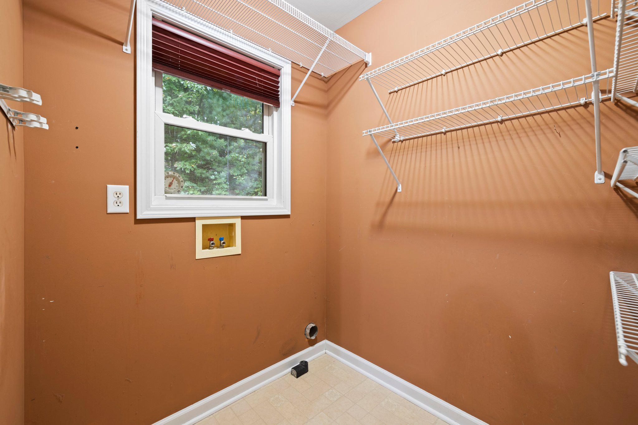 4 Spicewood Ct, Flat Rock, NC 28731, USA Photo 26