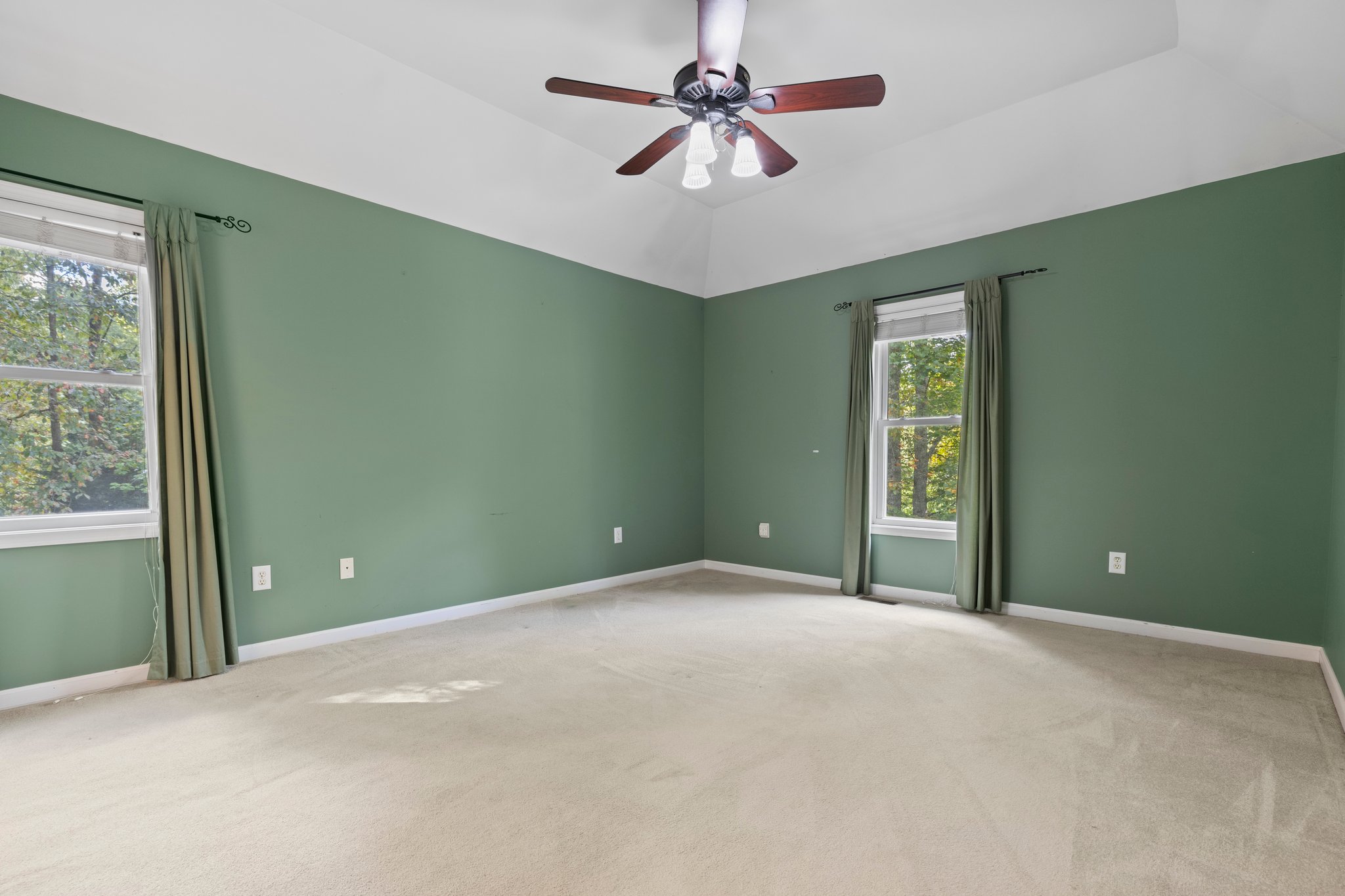 4 Spicewood Ct, Flat Rock, NC 28731, USA Photo 27