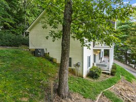 4 Spicewood Ct, Flat Rock, NC 28731, USA Photo 58