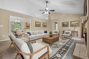 4 Spicewood Ct, Flat Rock, NC 28731, USA Photo 9