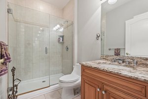 1st Floor Bath