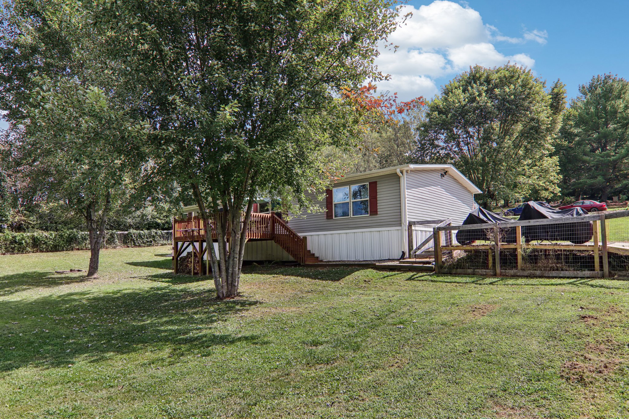 Sweet Birch Dr-S1109-003.jpg