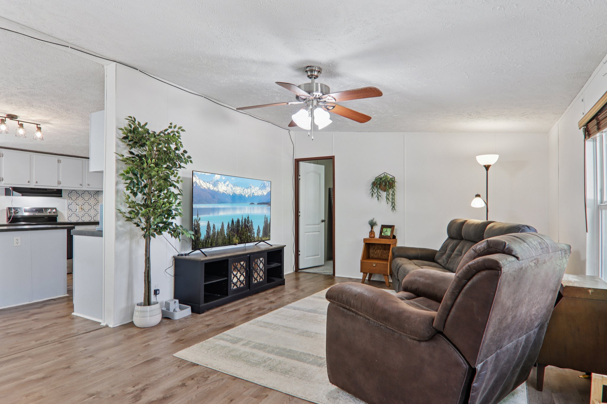 Sweet Birch Dr-S1109-016.jpg