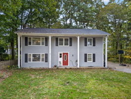 4 Treetop Ln, Gloucester, MA 01930, USA Photo 26