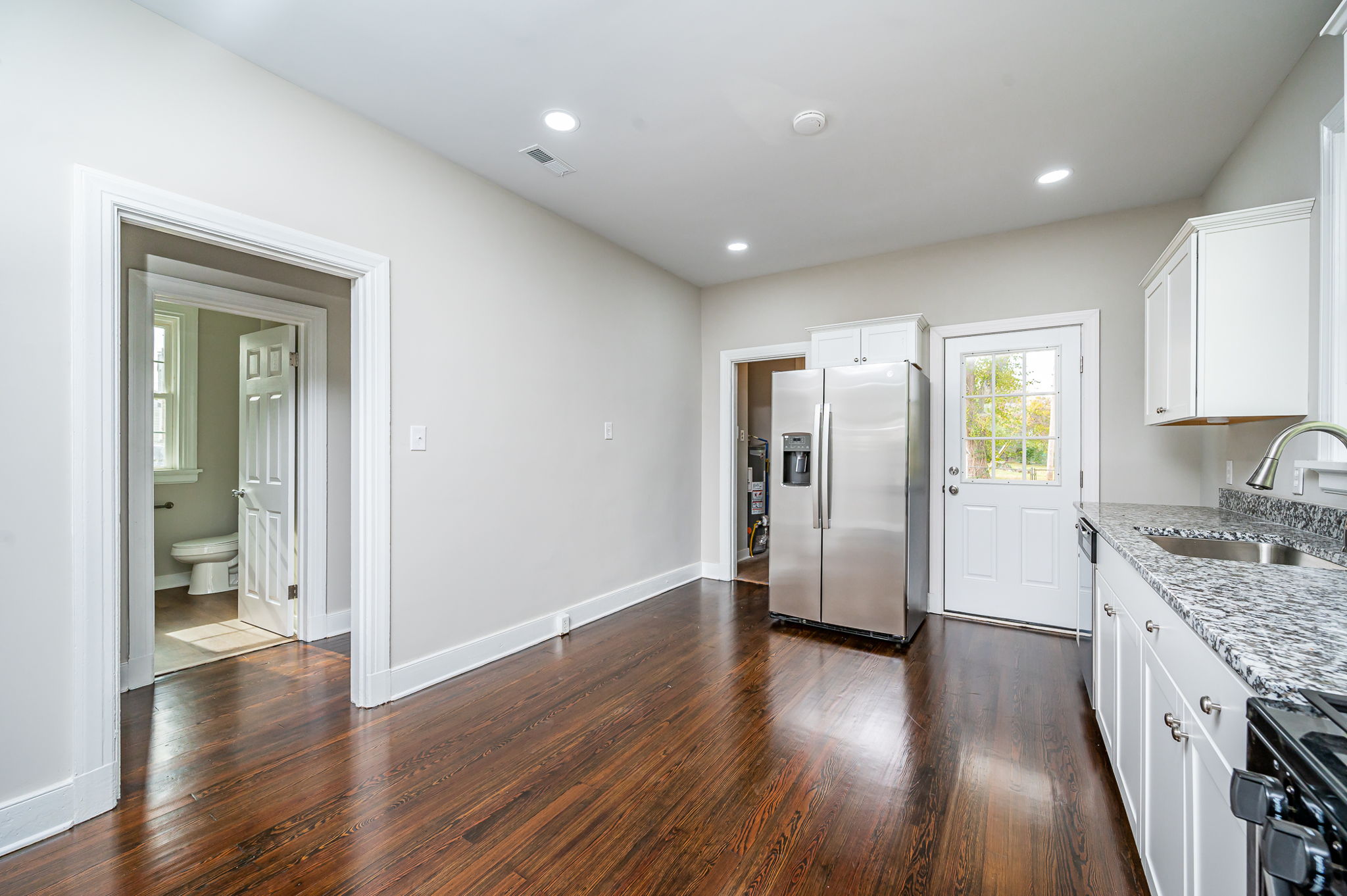 Spacious kitchen with plenty of room for a dining table and chairs