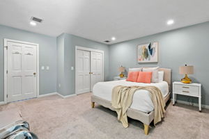  Photo 56