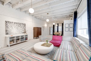 40 Argyle St, Toronto, ON M6J 1N6, Canada Photo 31