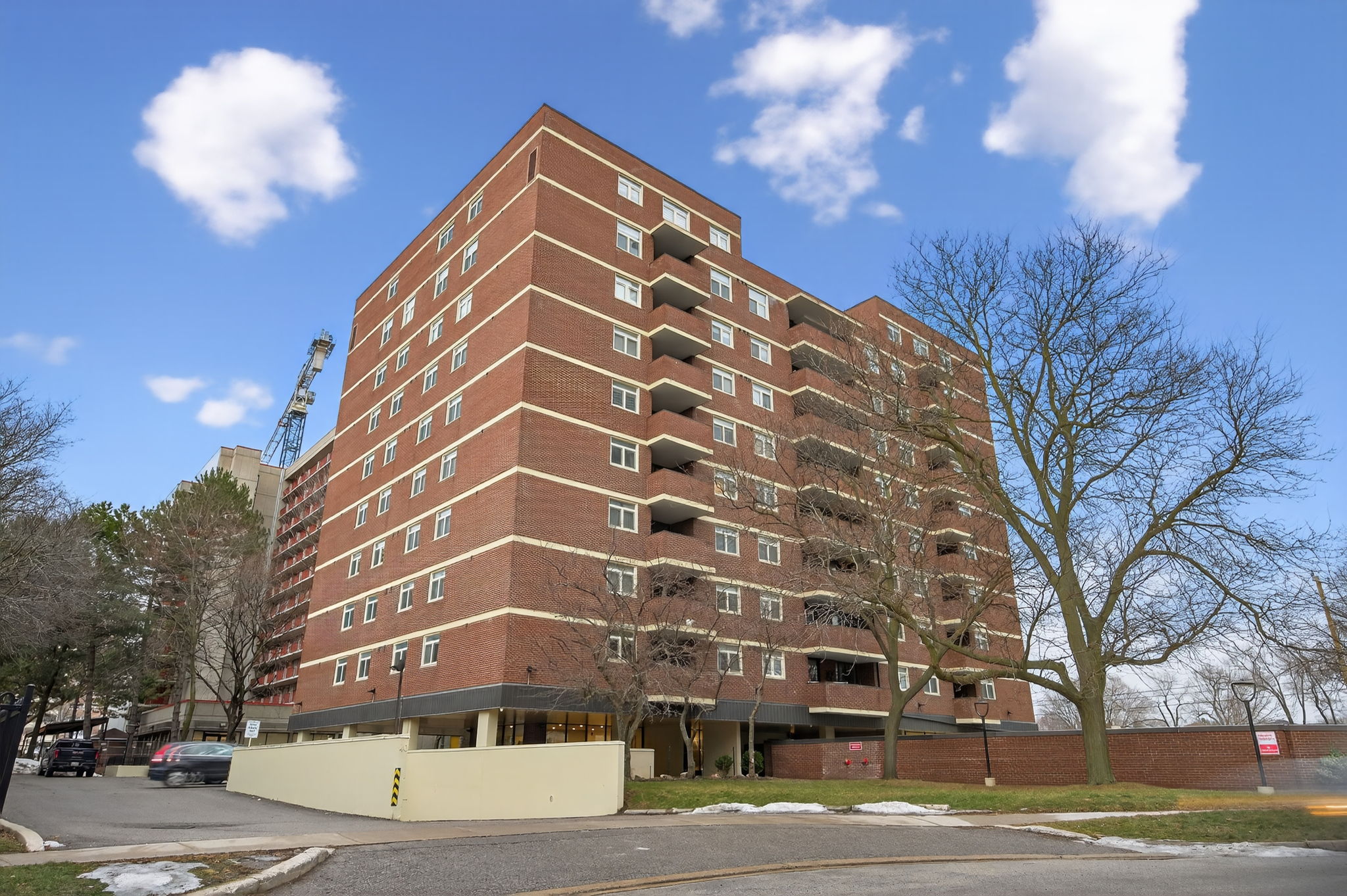 40 Chichester Pl 504 Toronto, ON M1T 3R6